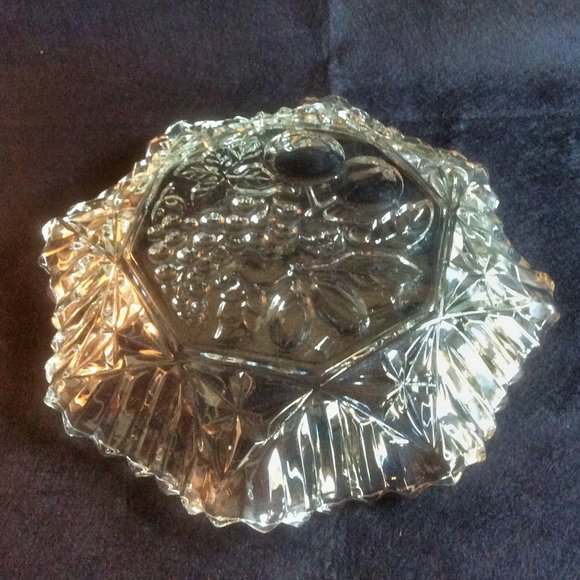 Federal Clear Glass Pioneer Fruit Motif Bowl Table Centerpiece Kitchen Display - Picture 4 of 5